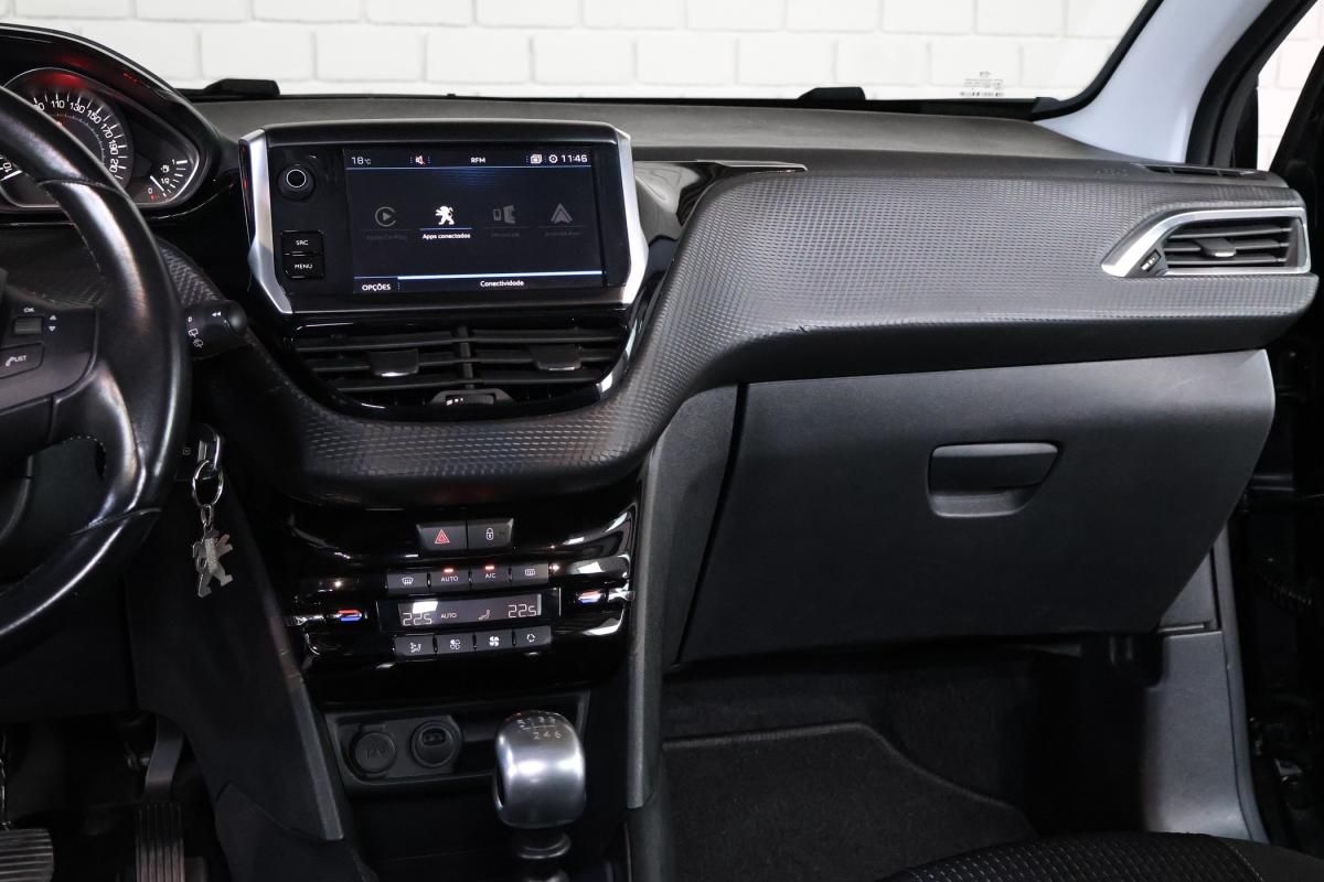 peugeot-208-2018-gasolina-1199cc