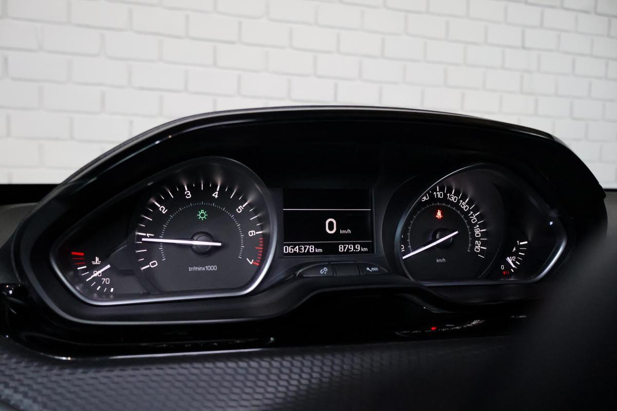 peugeot-208-2018-gasolina-1199cc