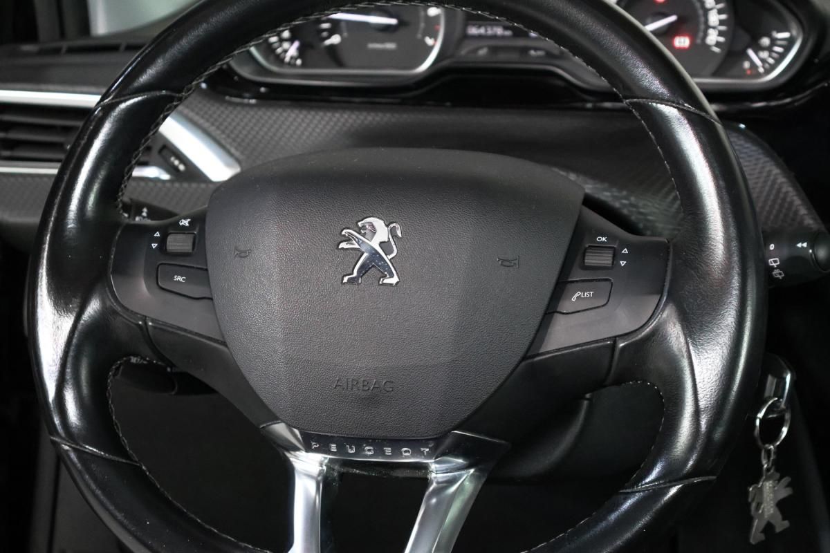 peugeot-208-2018-gasolina-1199cc