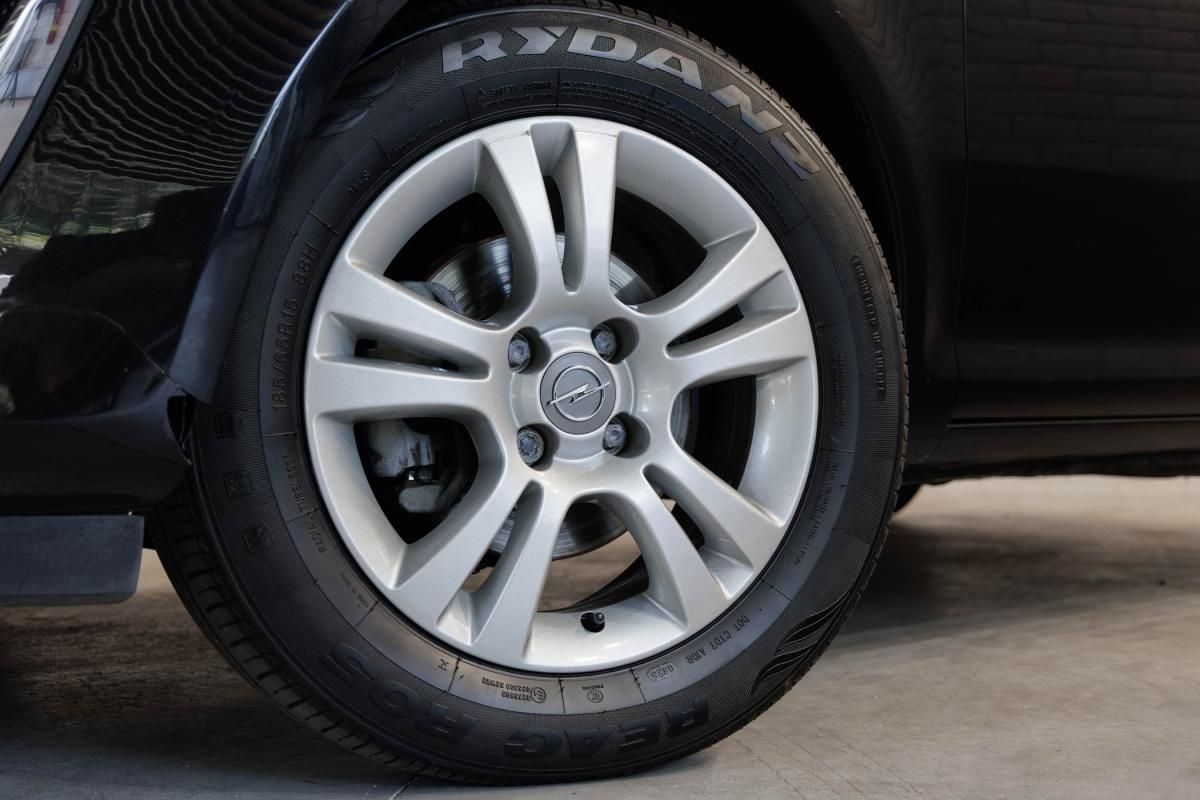 opel-corsa-2013-gasolina-1229cc