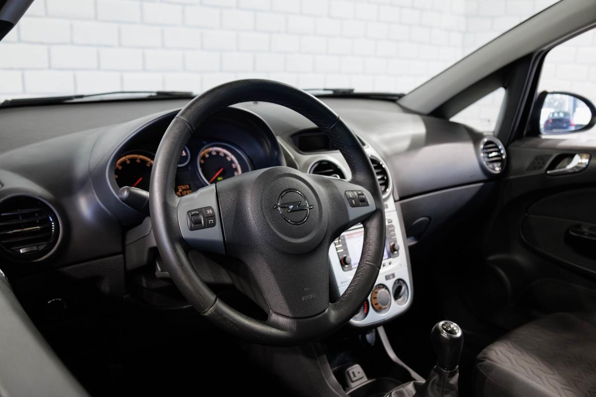 opel-corsa-2013-gasolina-1229cc