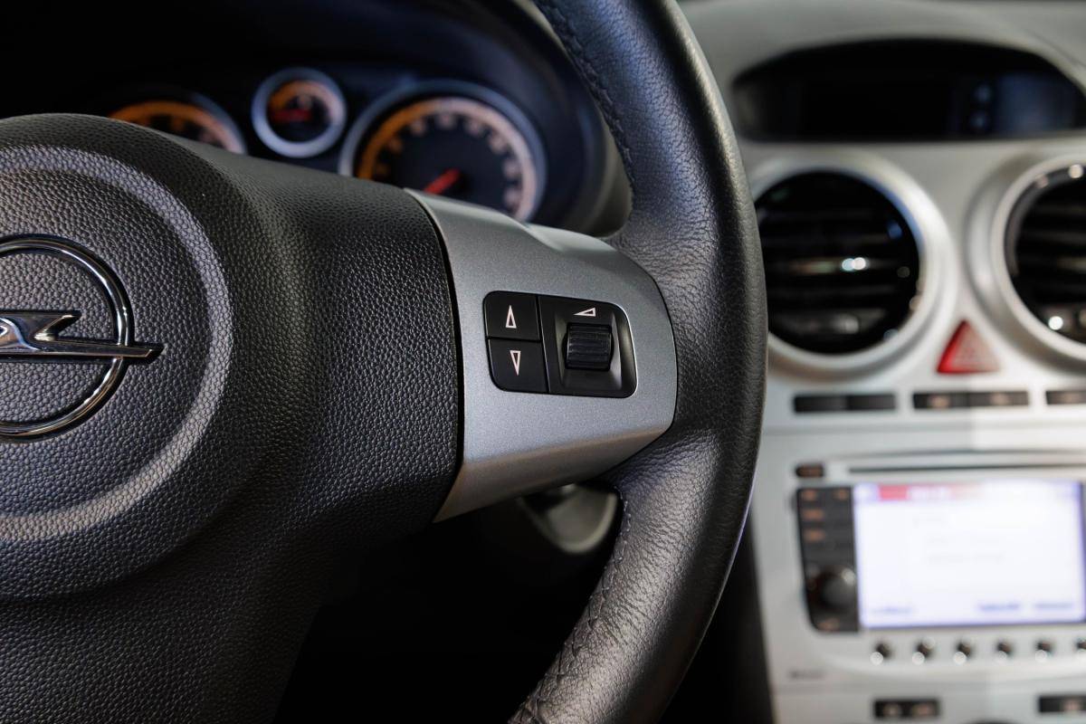 opel-corsa-2013-gasolina-1229cc