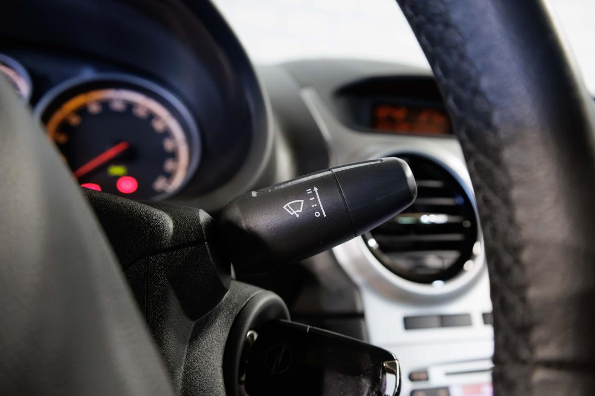 opel-corsa-2013-gasolina-1229cc