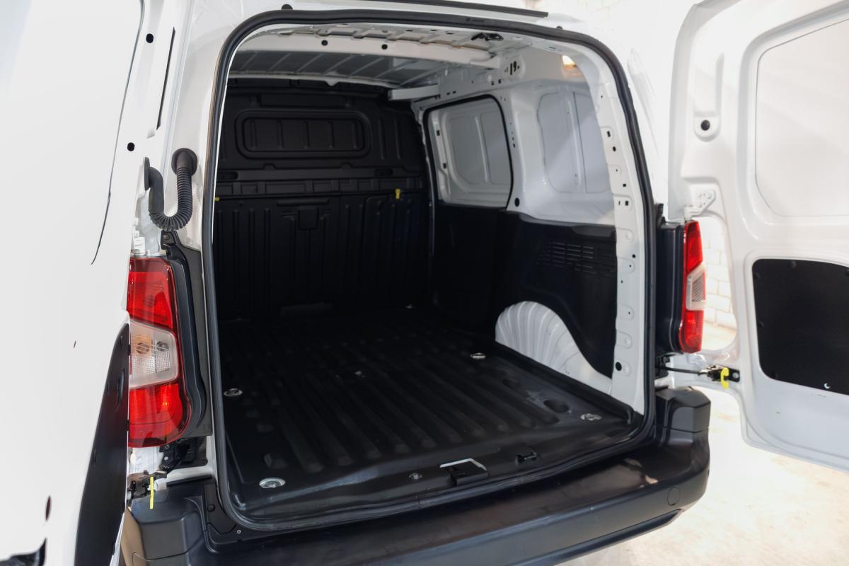 peugeot-partner-2022-diesel-1499cc