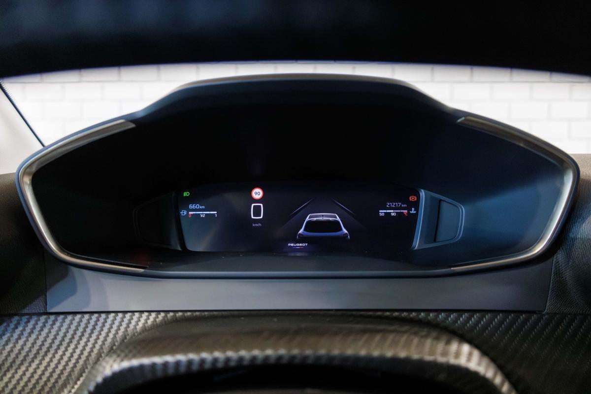 peugeot-208-2025-gasolina-1199cc