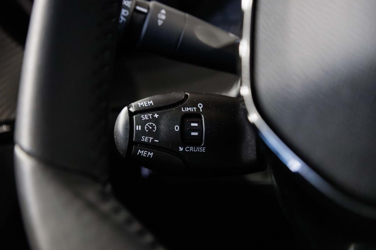 peugeot-208-2025-gasolina-1199cc
