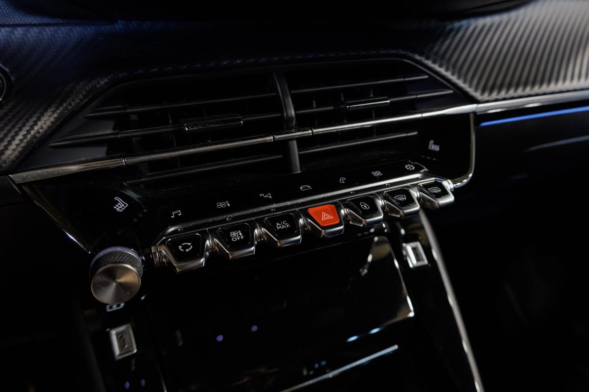 peugeot-208-2022-gasolina-1199cc