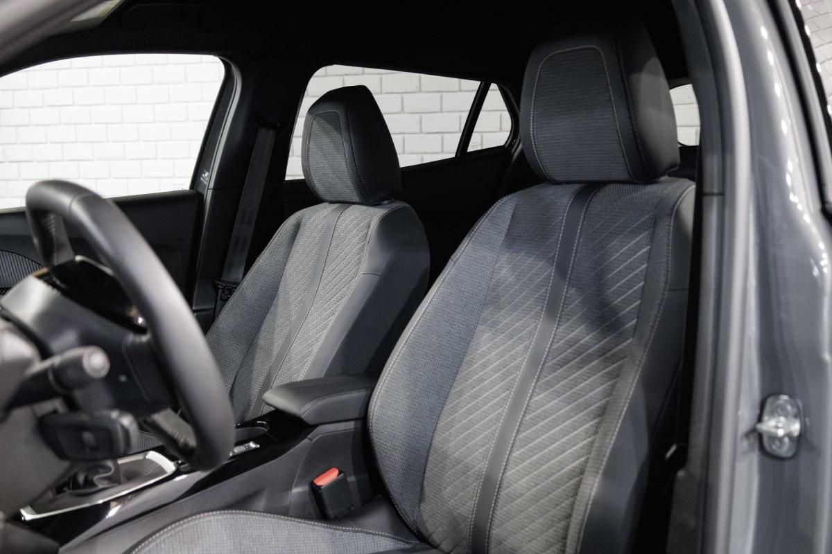 peugeot-2008-2025-gasolina-1199cc