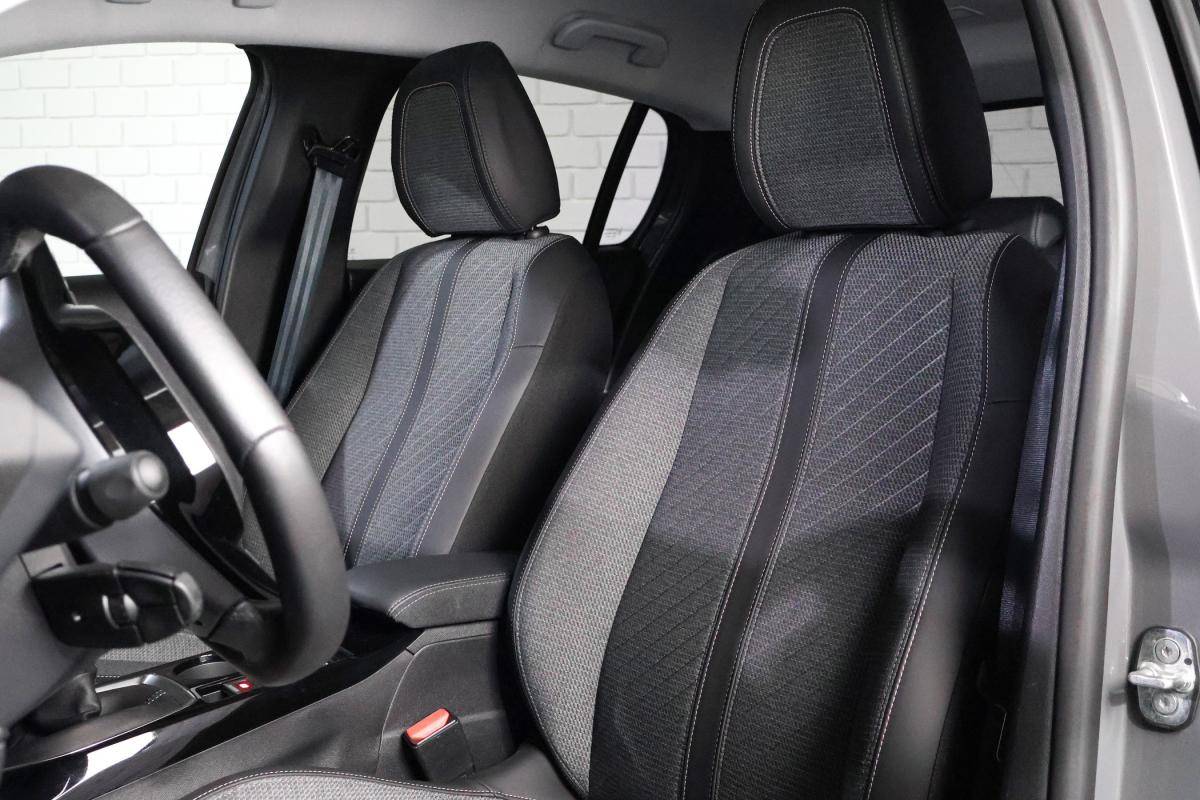 peugeot-208-2025-gasolina-1199cc