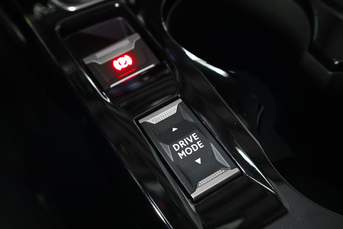 peugeot-208-2025-gasolina-1199cc