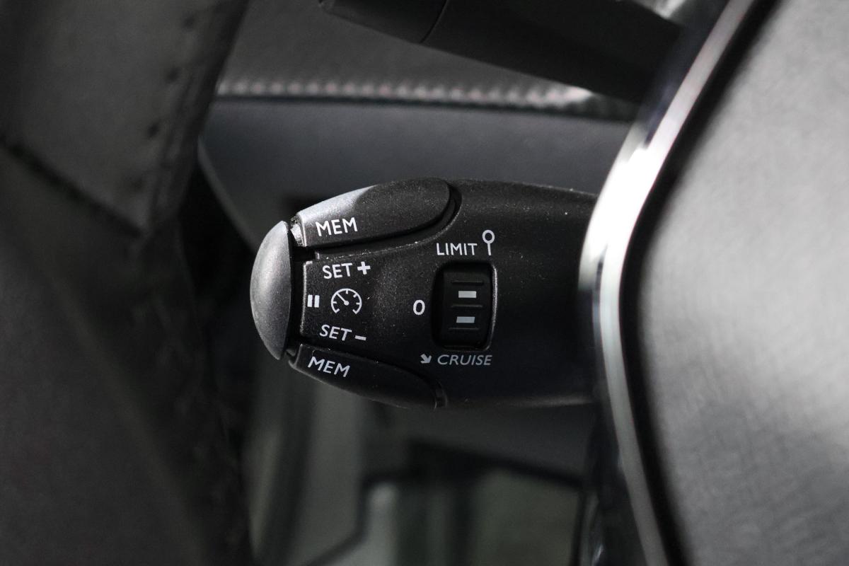 peugeot-208-2025-gasolina-1199cc