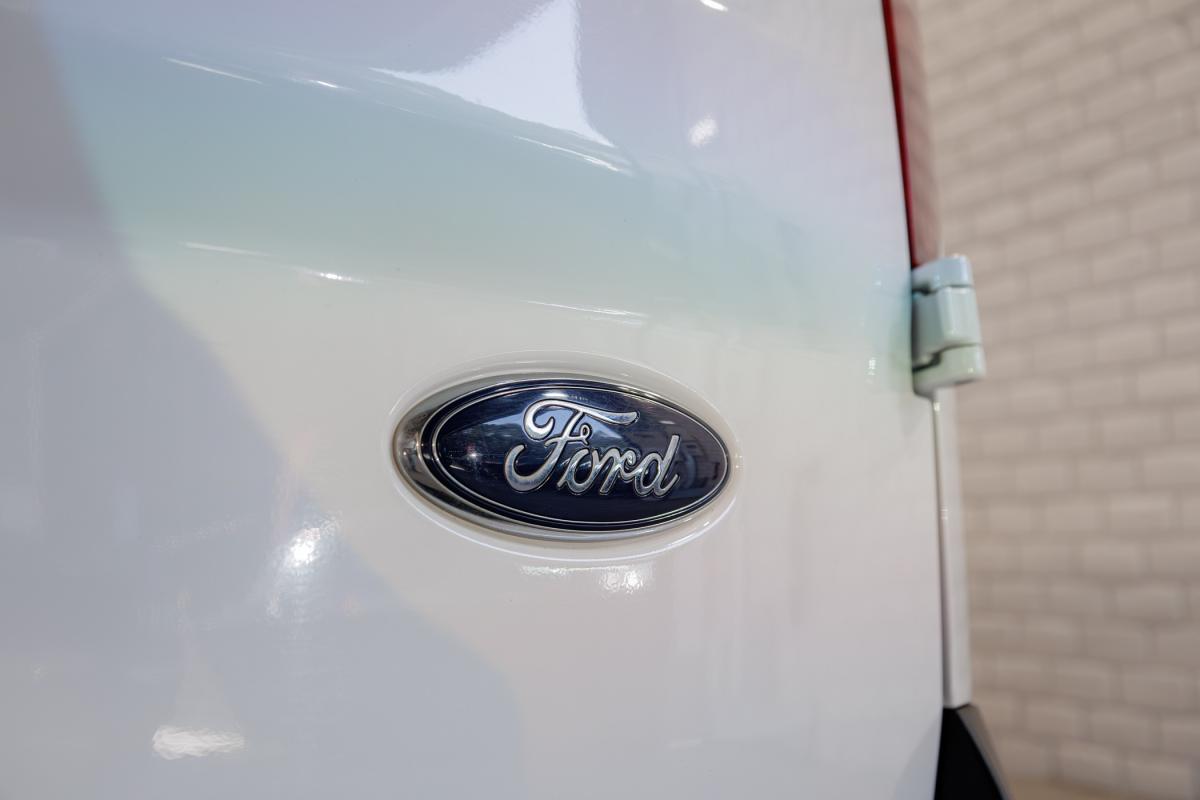ford-transit-connect-2023-diesel-1499cc