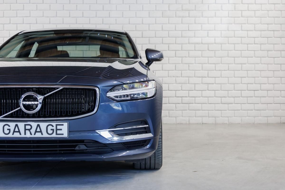 volvo-s90-2018-hibrido-a-gasolina-1969cc