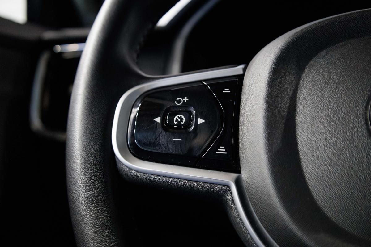 volvo-s90-2018-hibrido-a-gasolina-1969cc