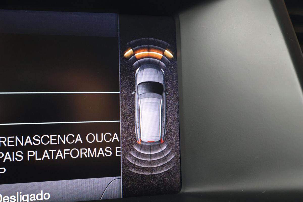 volvo-v60-2013-diesel-1560cc