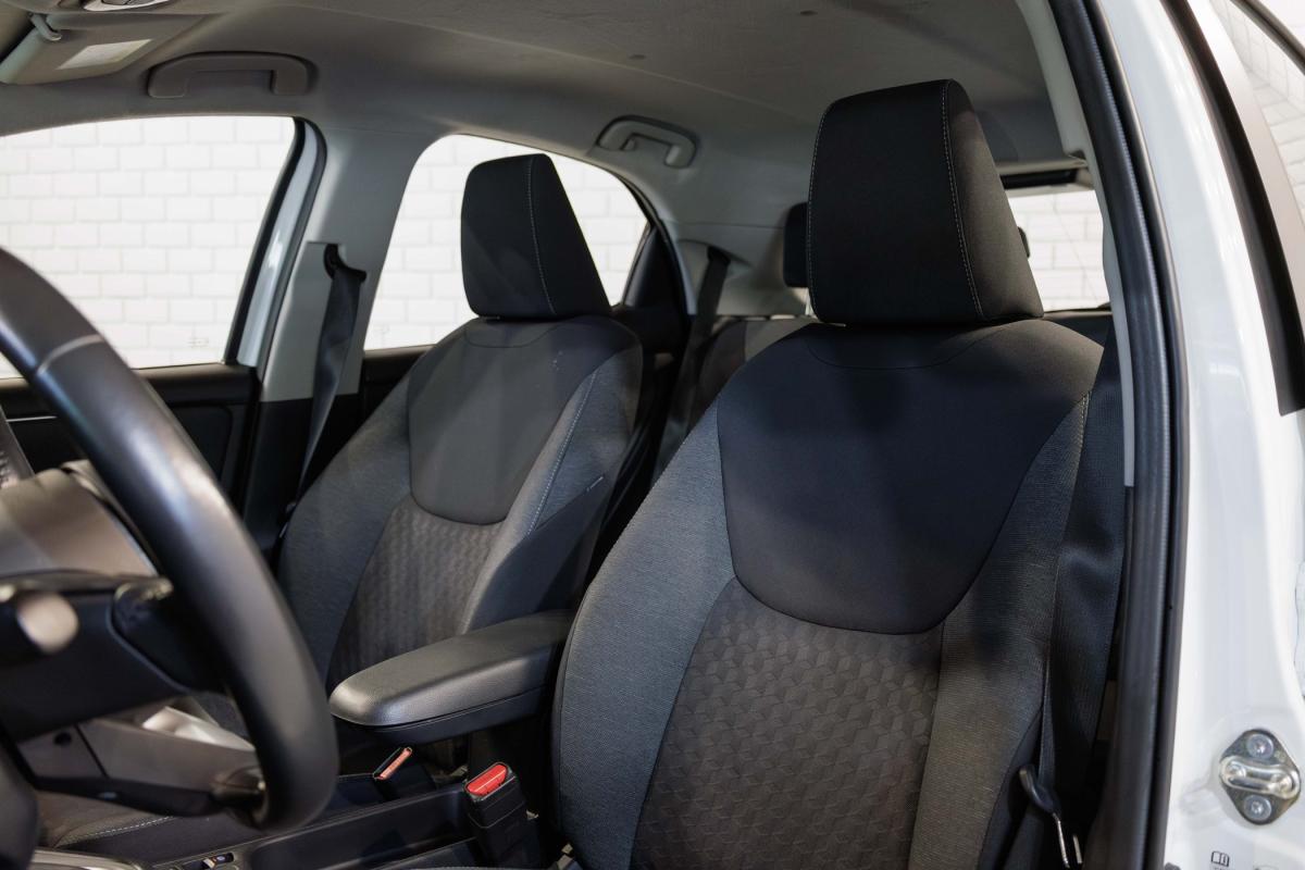 toyota-yaris-2022-hibrido-a-gasolina-1490cc