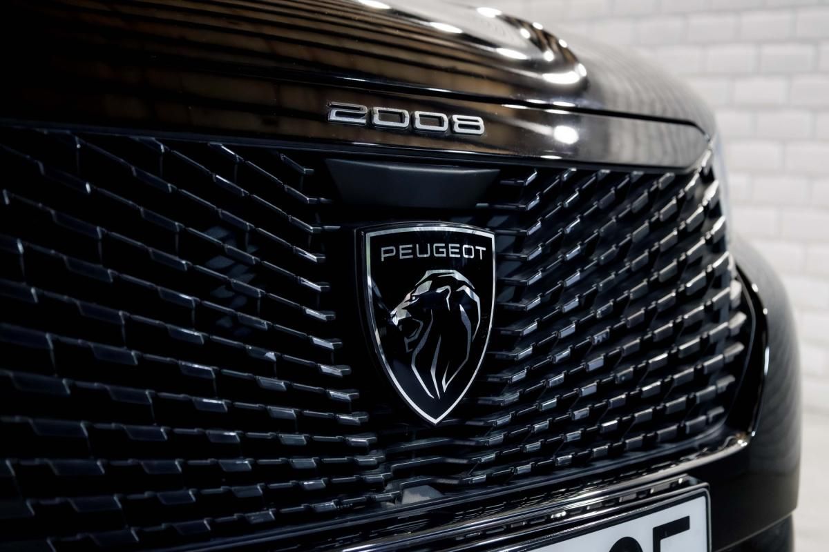 peugeot-2008-2025-gasolina-1199cc