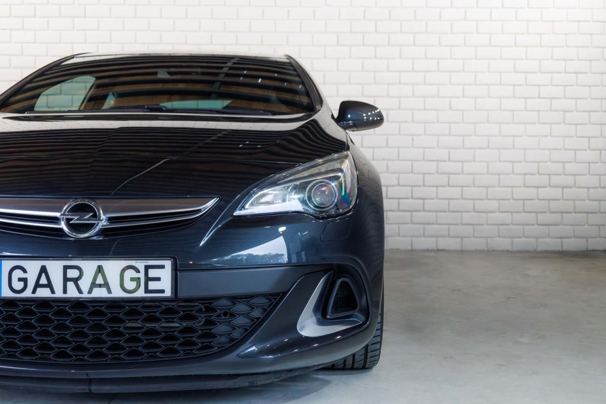 opel-astra-gtc-2013-gasolina-1998cc