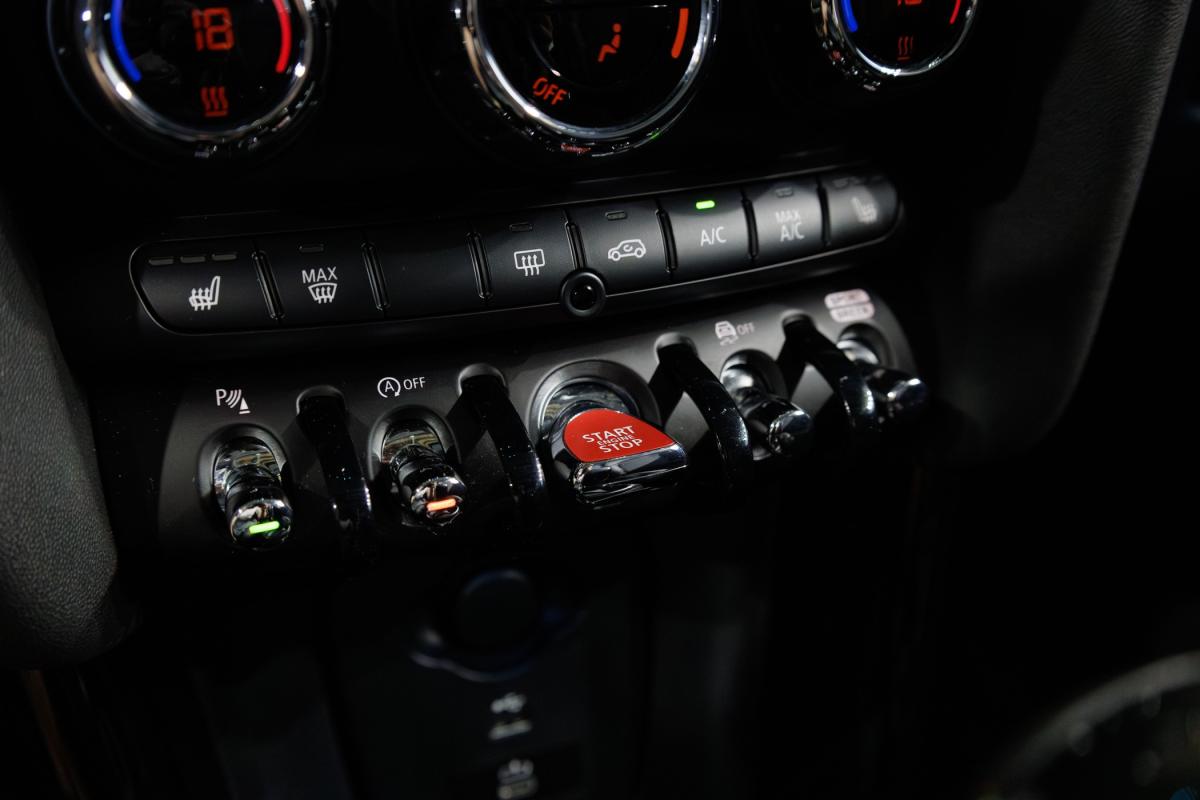 mini-cooper-2023-gasolina-1499cc