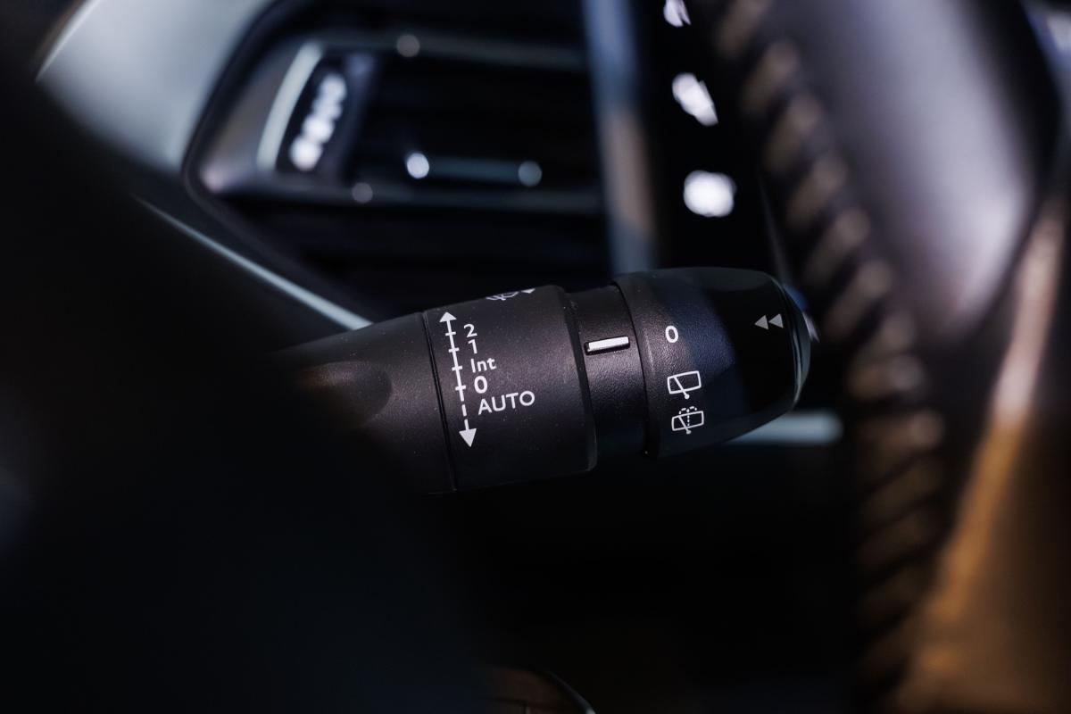 peugeot-308-2020-gasolina-1199cc
