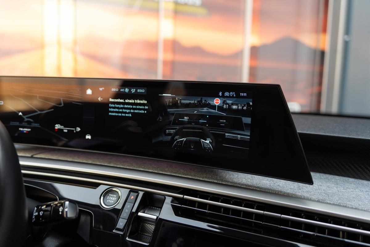 peugeot-3008-1-2-hybrid-2024-gasolina-1199cc