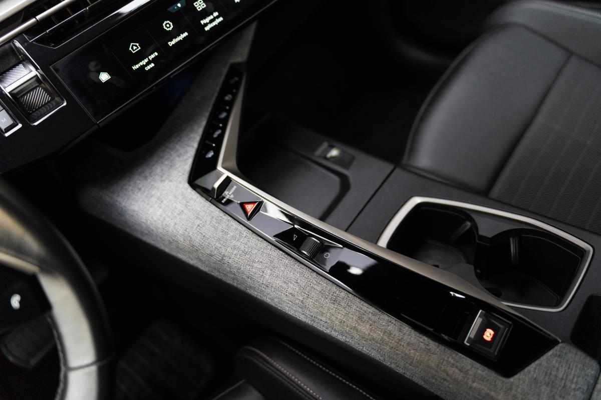 peugeot-3008-1-2-hybrid-2024-gasolina-1199cc