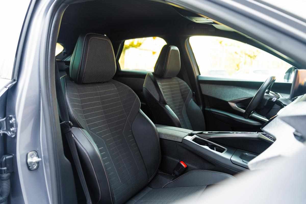 peugeot-3008-1-2-hybrid-2024-gasolina-1199cc
