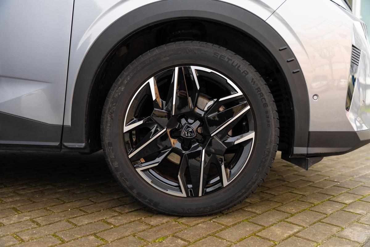 peugeot-3008-1-2-hybrid-2024-gasolina-1199cc
