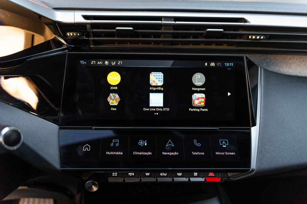 peugeot-308-1-6-hybrid-2023-gasolina-1598cc