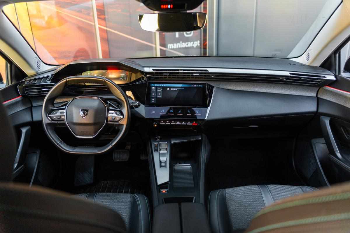 peugeot-308-1-6-hybrid-2023-gasolina-1598cc