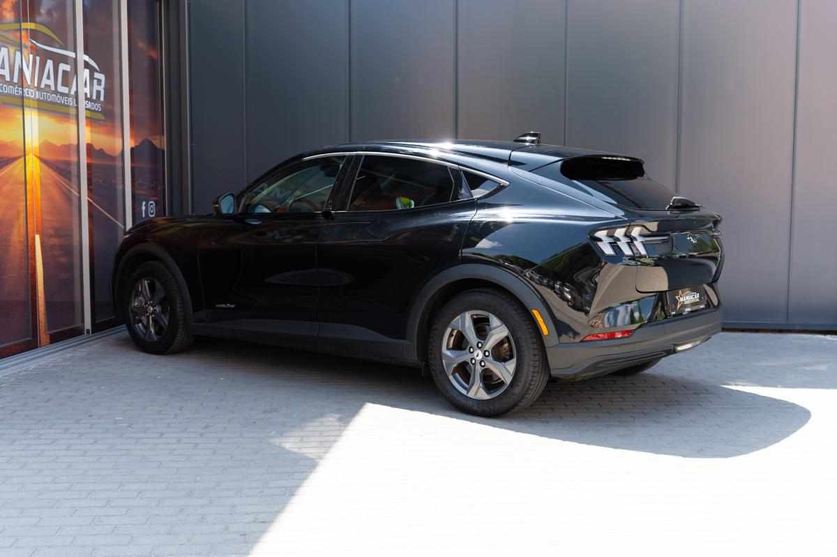 ford-mustang-mach-e-standard-range-2022-eletrico