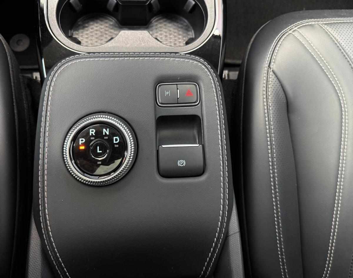 ford-mustang-mach-e-standard-range-awd-2023-eletrico