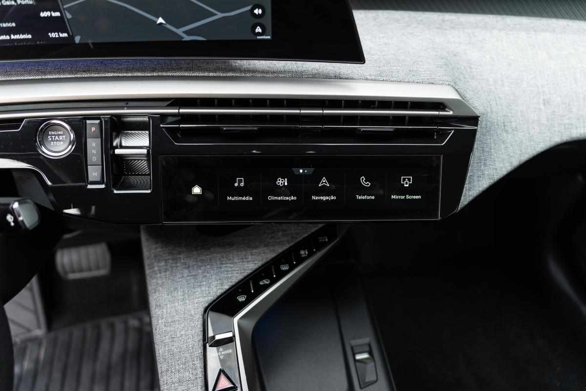 peugeot-3008-1-2-hybrid-2024-gasolina-1199cc