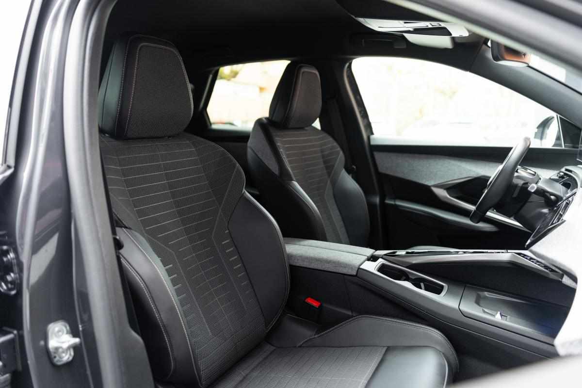 peugeot-3008-1-2-hybrid-2024-gasolina-1199cc