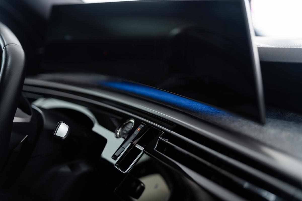 peugeot-3008-1-2-hybrid-2024-gasolina-1199cc