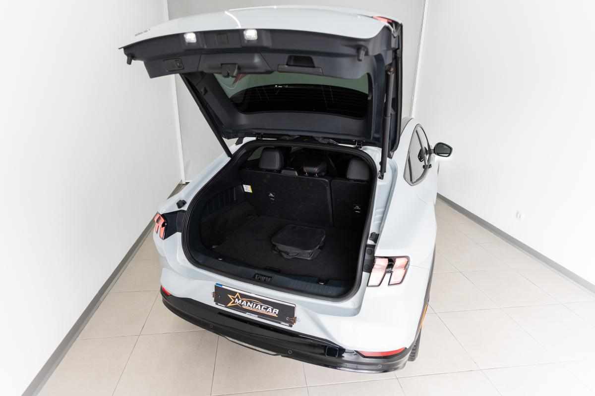 ford-mustang-mach-e-standard-range-awd-2022-eletrico