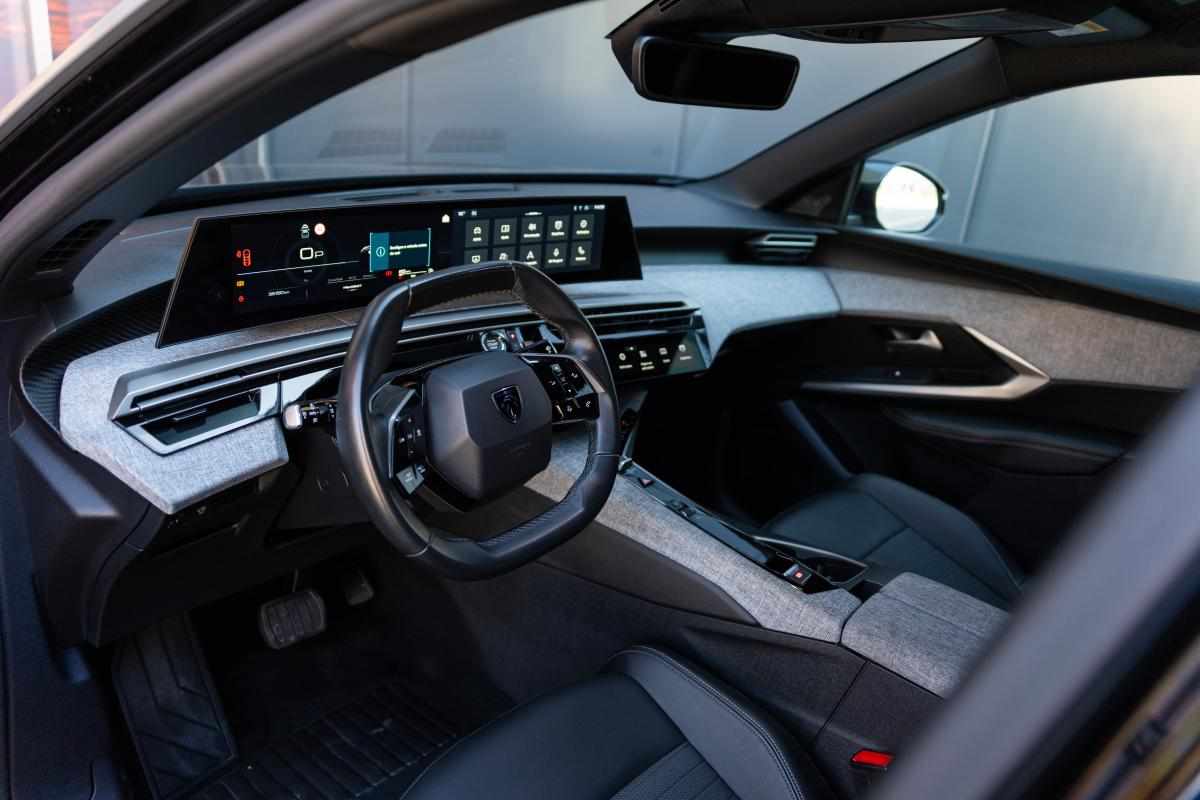 peugeot-3008-1-2-hybrid-2024-gasolina-1199cc