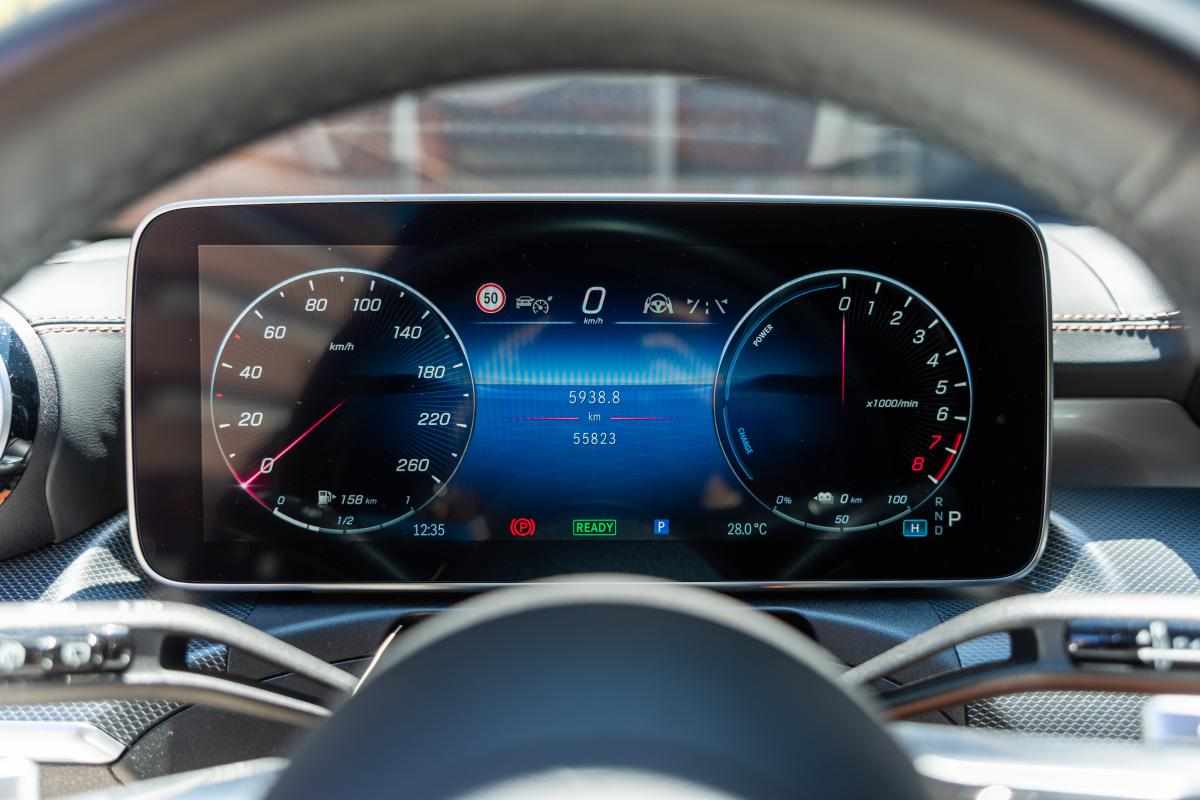mercedes-benz-classe-c-c-300-e-2023-gasolina-1999cc