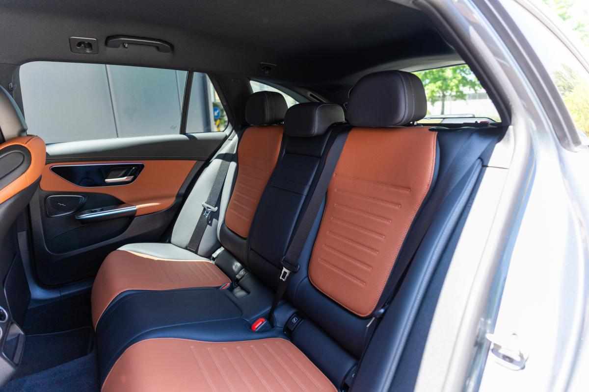 mercedes-benz-classe-c-c-300-e-2023-gasolina-1999cc