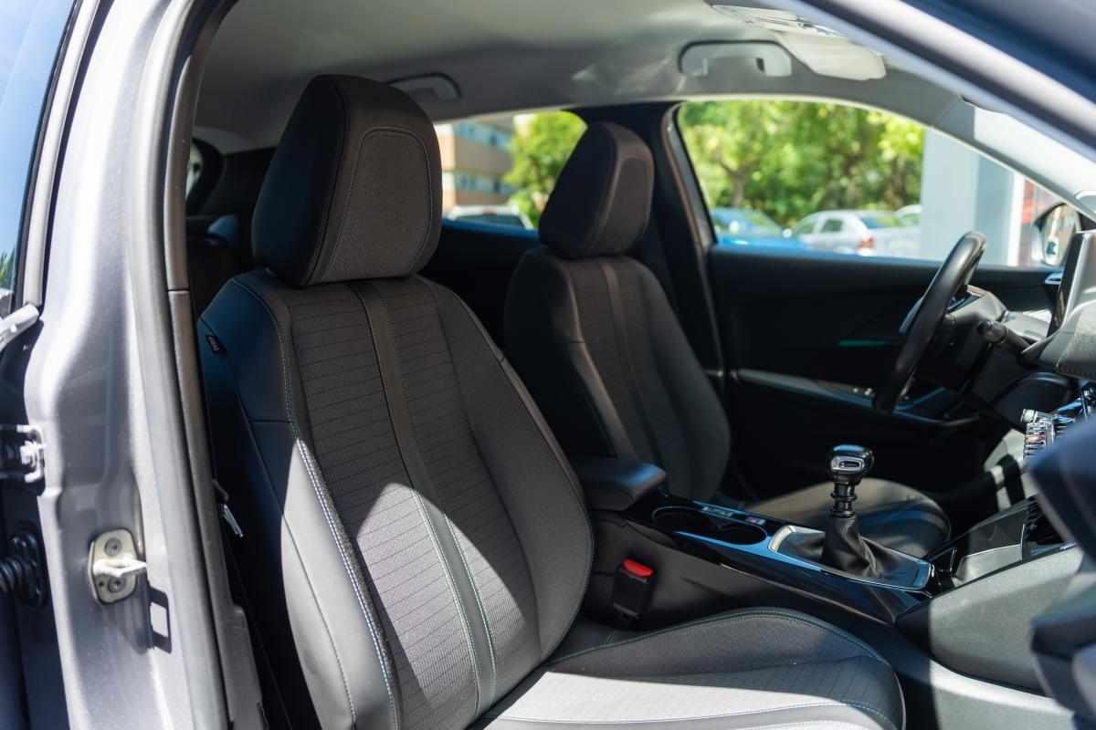 peugeot-2008-1-2-puretech-2021-gasolina-1199cc