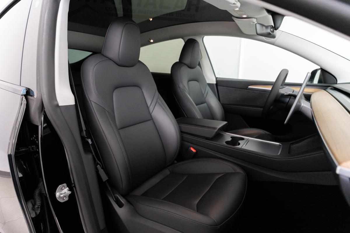 tesla-model-y-standard-range-rwd-2023-eletrico