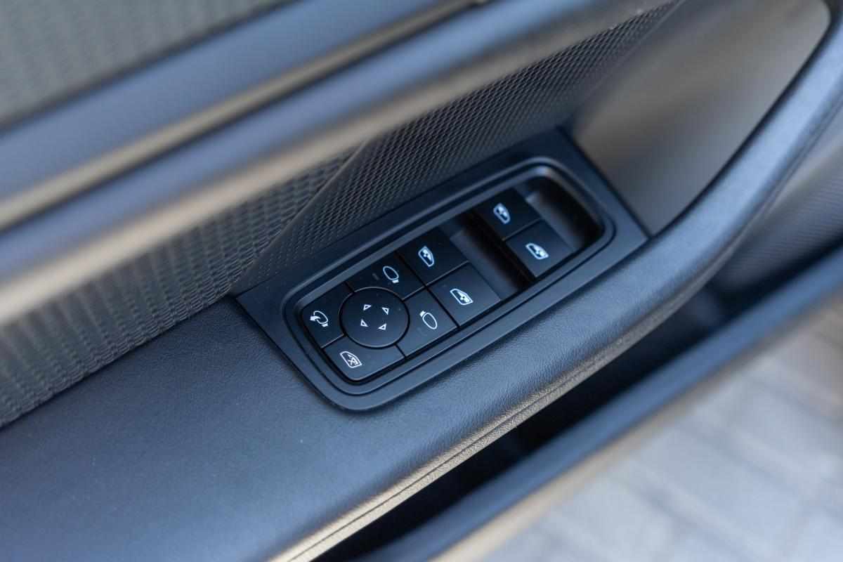 porsche-taycan-taycan-2021-eletrico
