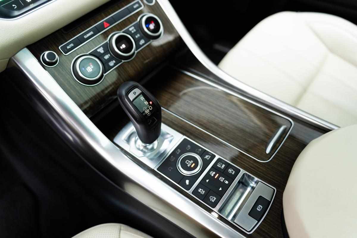 land-rover-range-rover-sport-2-0-sd4-awd-2017-diesel-1999cc