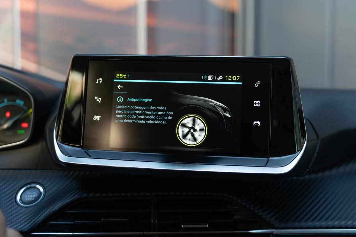 peugeot-e-208-ev-50-kwh-2020-eletrico