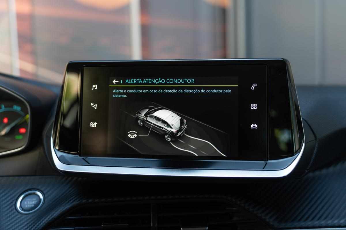 peugeot-e-208-ev-50-kwh-2020-eletrico