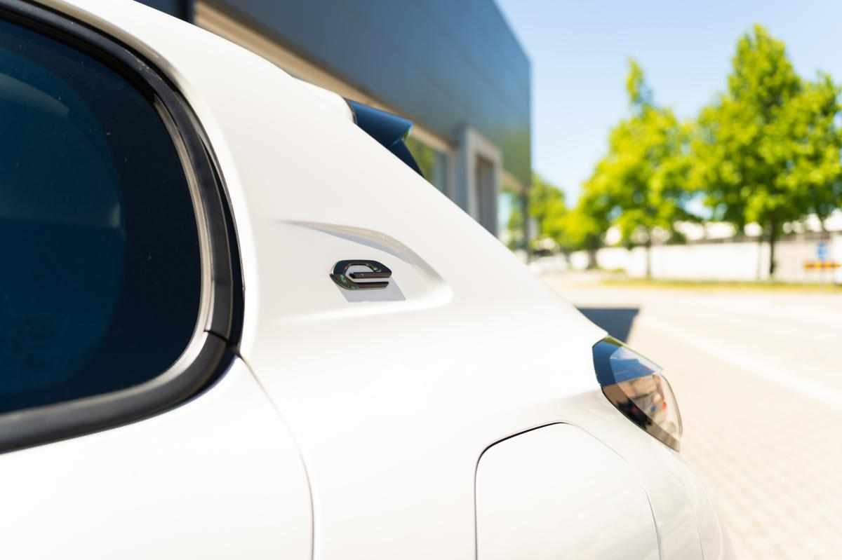 peugeot-e-208-ev-50-kwh-2020-eletrico