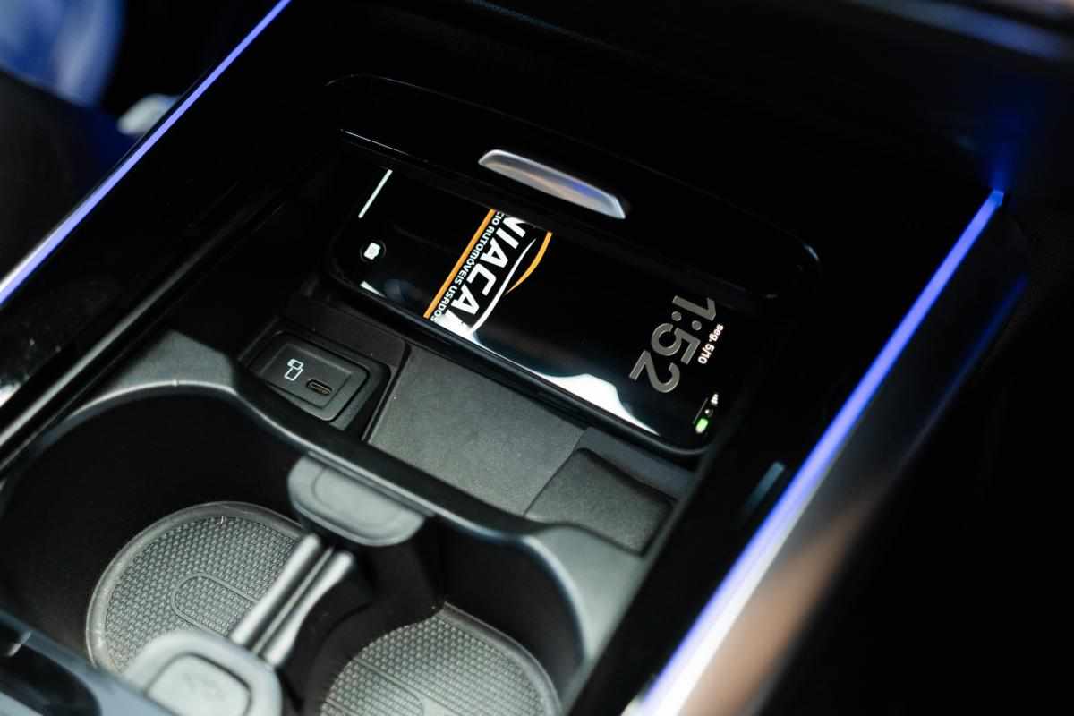 mercedes-benz-eqa-250-2023-eletrico