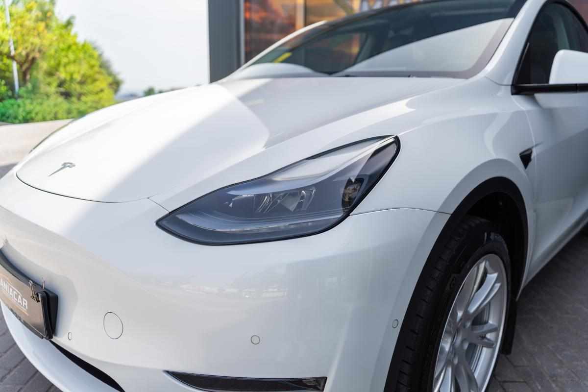 tesla-model-y-long-range-awd-2022-eletrico