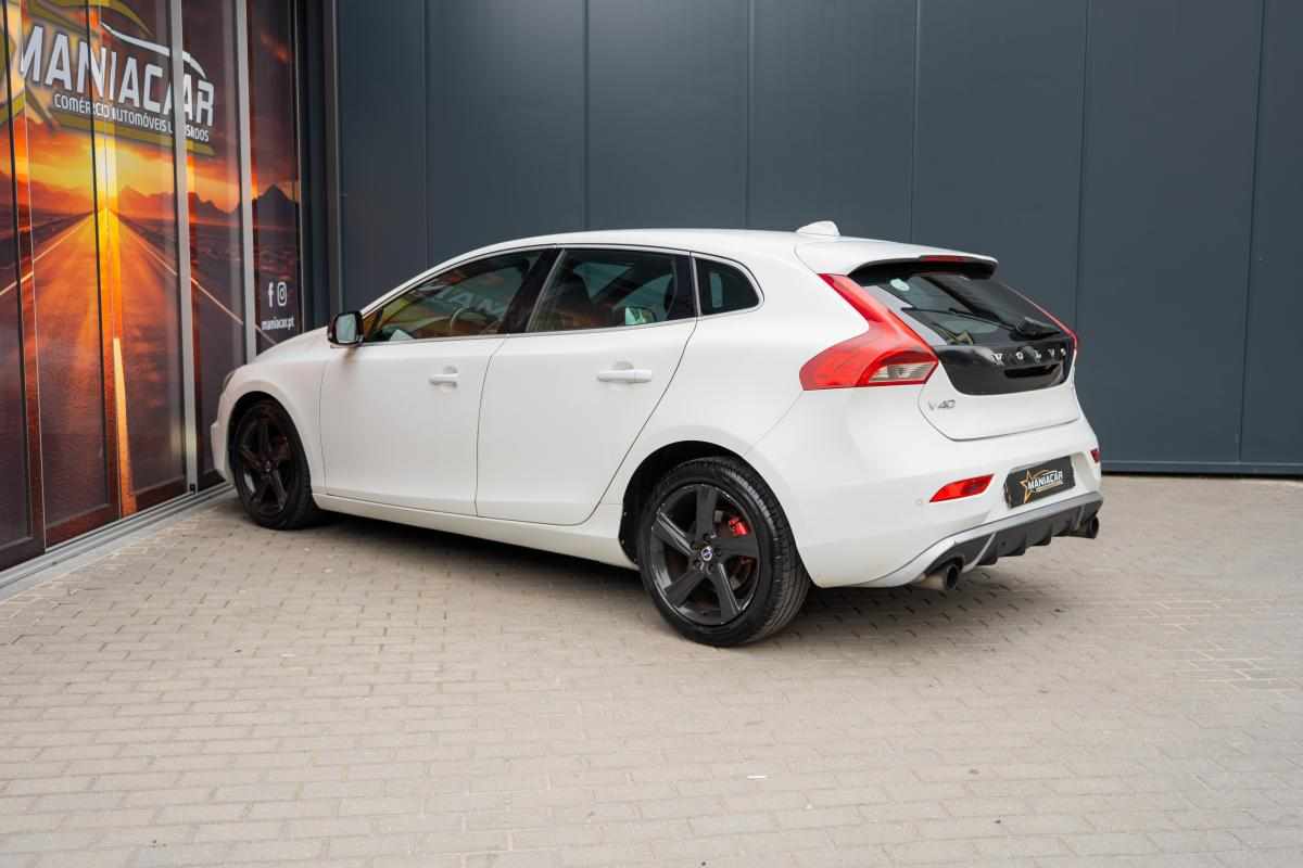 volvo-v40-1-6-d2-2013-diesel-1560cc