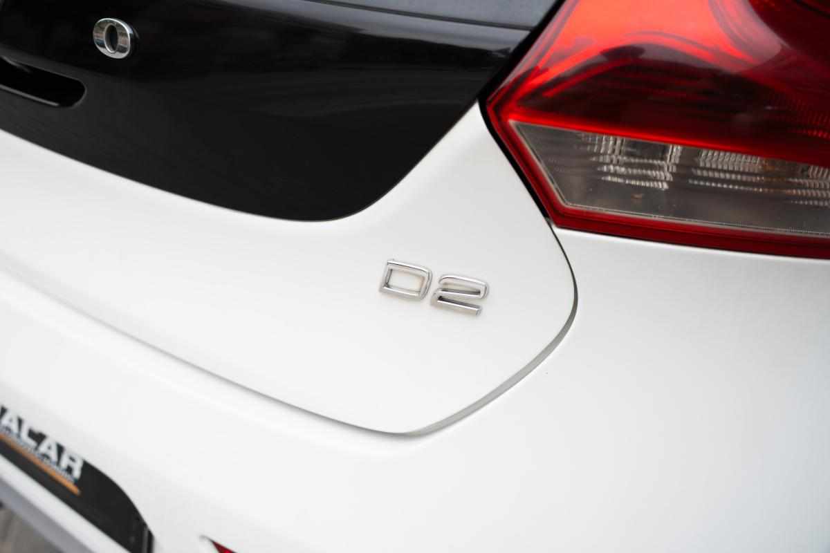 volvo-v40-1-6-d2-2013-diesel-1560cc